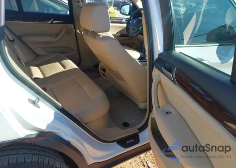 2015 BMW X3 xDrive28I z USA, uszkodzony, nr VIN 5UXWX9C57F0D56957